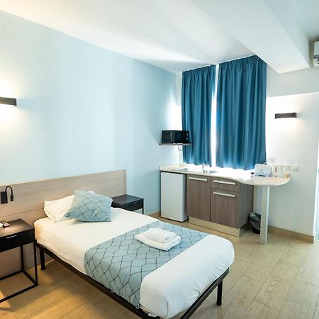 Day'S Inn Hotel And Residence Sliema Eksteriør bilde